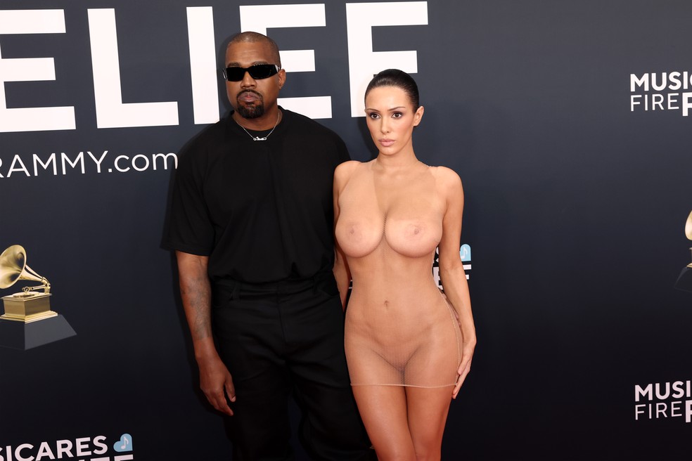 Kim Kardashian Acusada De Clonar Look Nude De Esposa De Kanye West