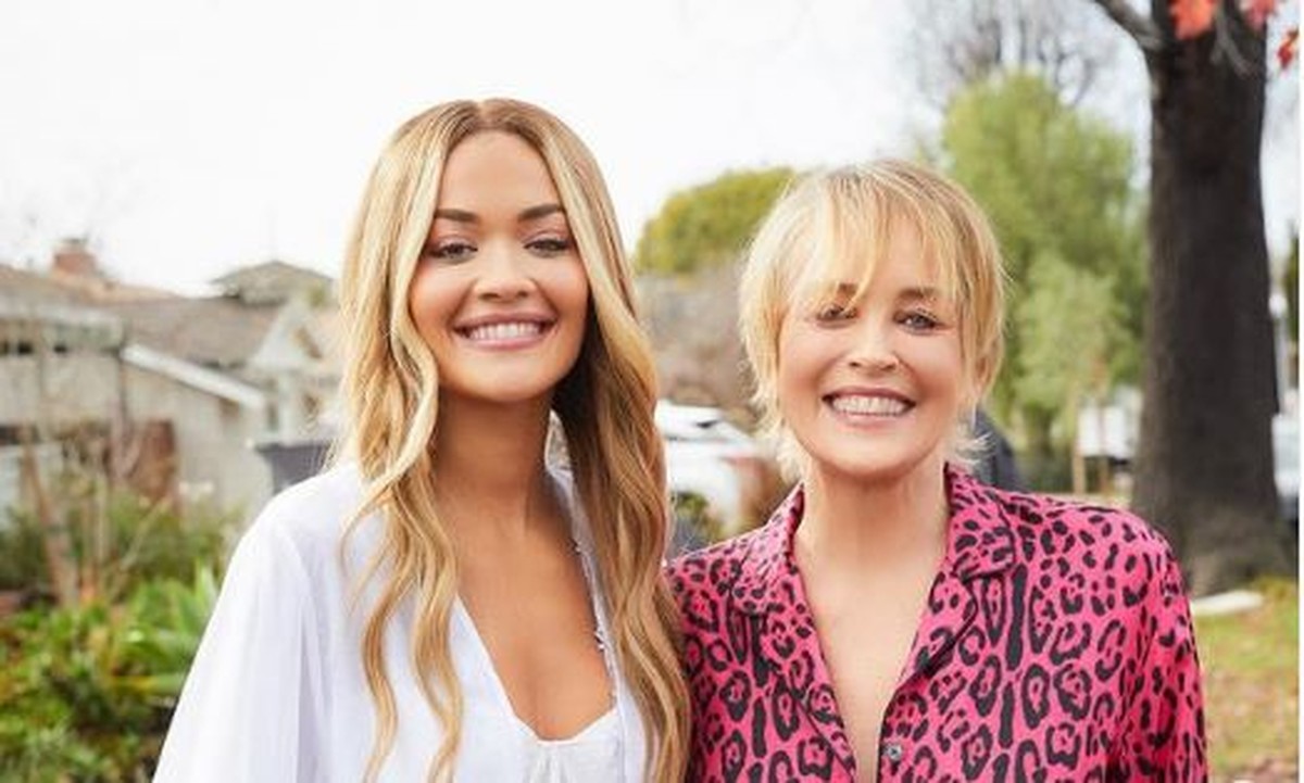 Rita Ora Posa De Lingerie Sexy Branca Ao Lado De Lenda Sharon Stone M Sica Monet