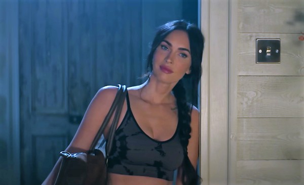 Megan Fox Rouba A Cena De Lingerie Na Cama Jason Statham Em Novo