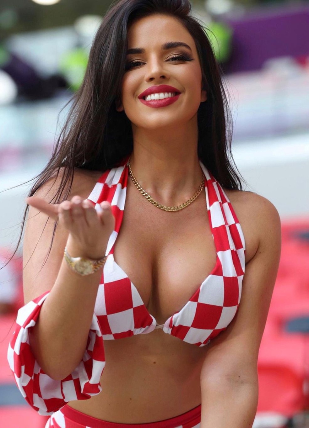 Ivana Knöll, musa da Croácia na Copa — Foto: Reprodução/Instagram