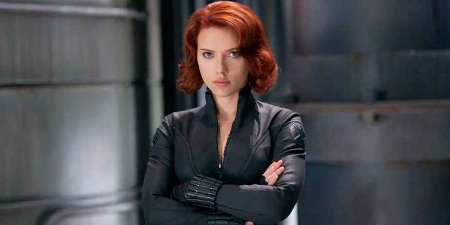 Scarlett Johansson como a Viúva Negra