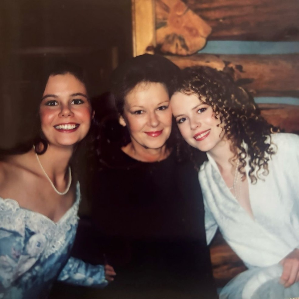 Nicole Kidman revela que mãe 'não conseguiu' assistir a seu novo filme