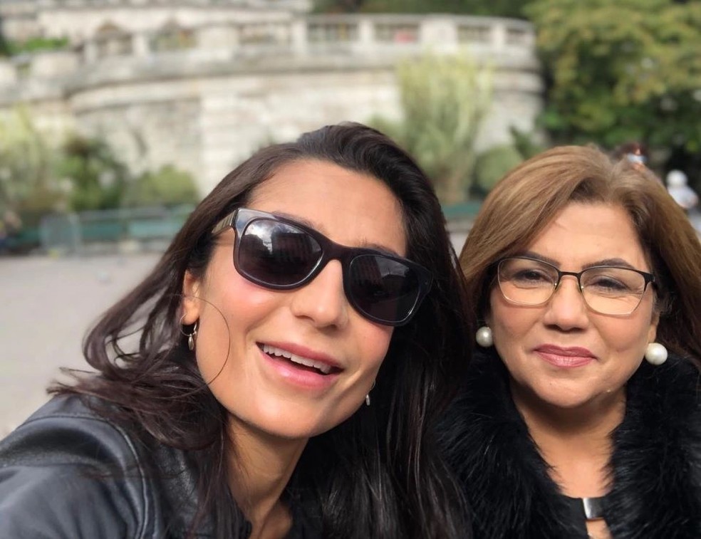 Nadia Nadim e sua mãe, Hamida — Foto: Reprodução/Instagram