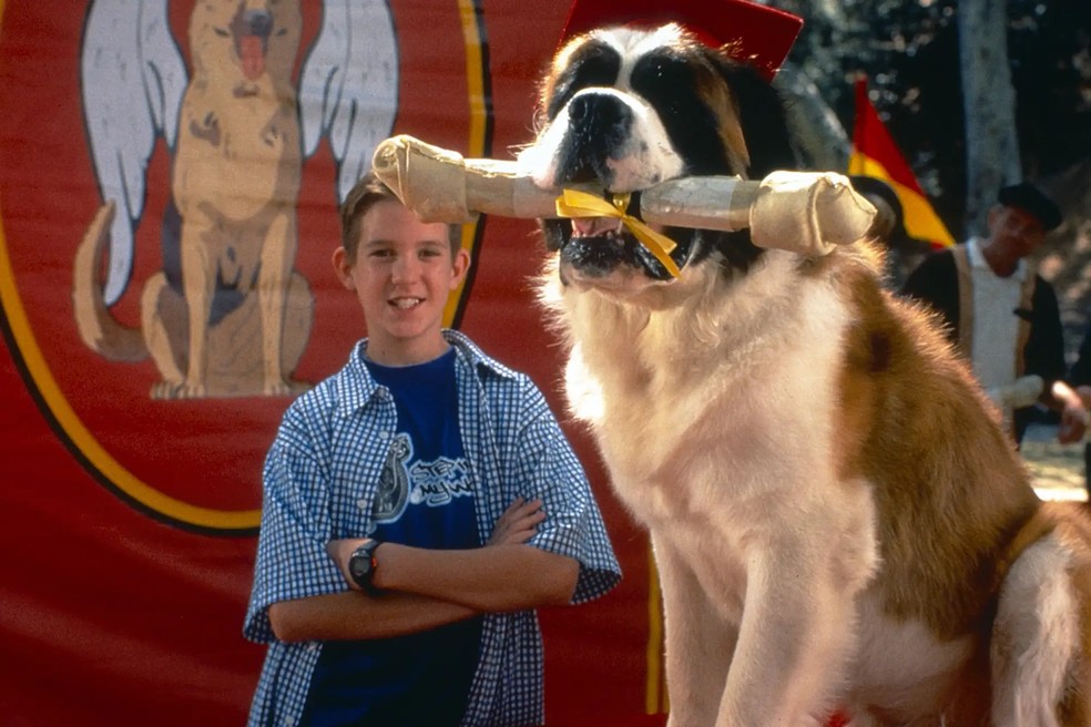 Joe Pichler em cena de 'Beethoven 4' — Foto: divulgação