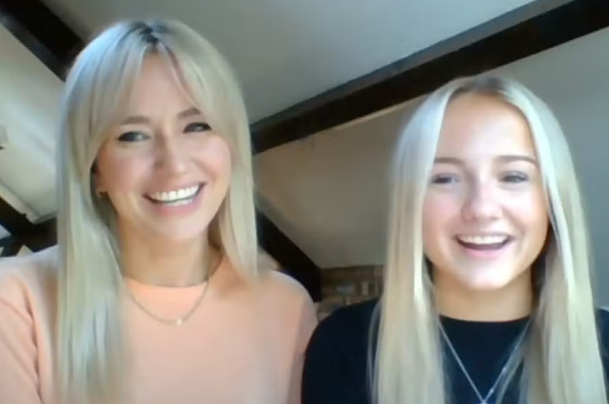 Filha desabafa após atriz romper relações por causa de perfil em site