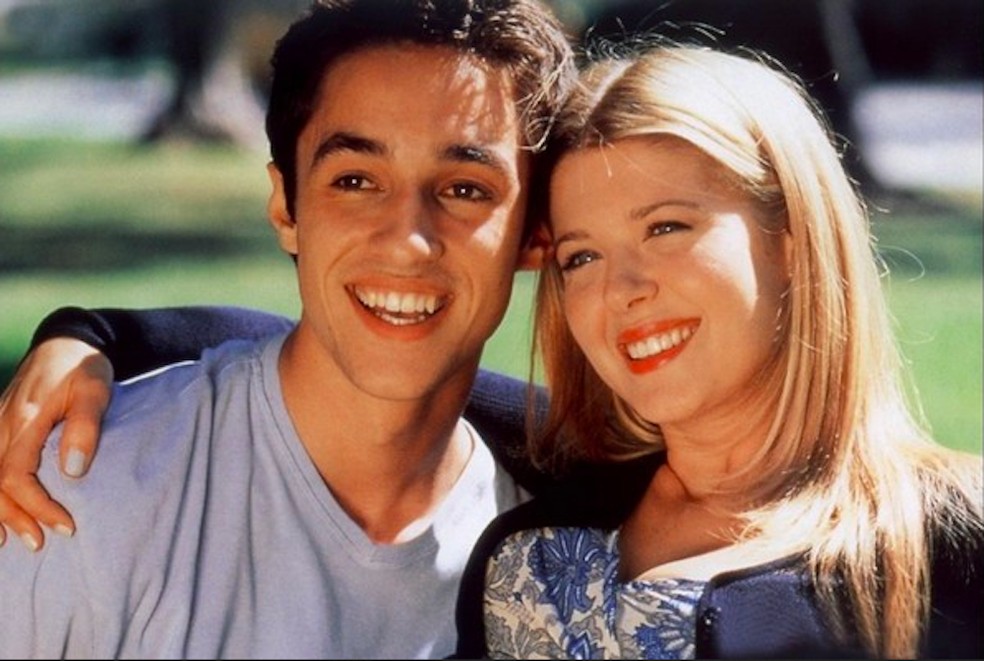 Tara Reid e Thomas Ian Nicholas em American Pie (1999) — Foto: Reprodução