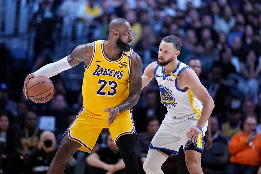 LeBron James deve ir para os Warriors se não renovar com os Lakers ...
