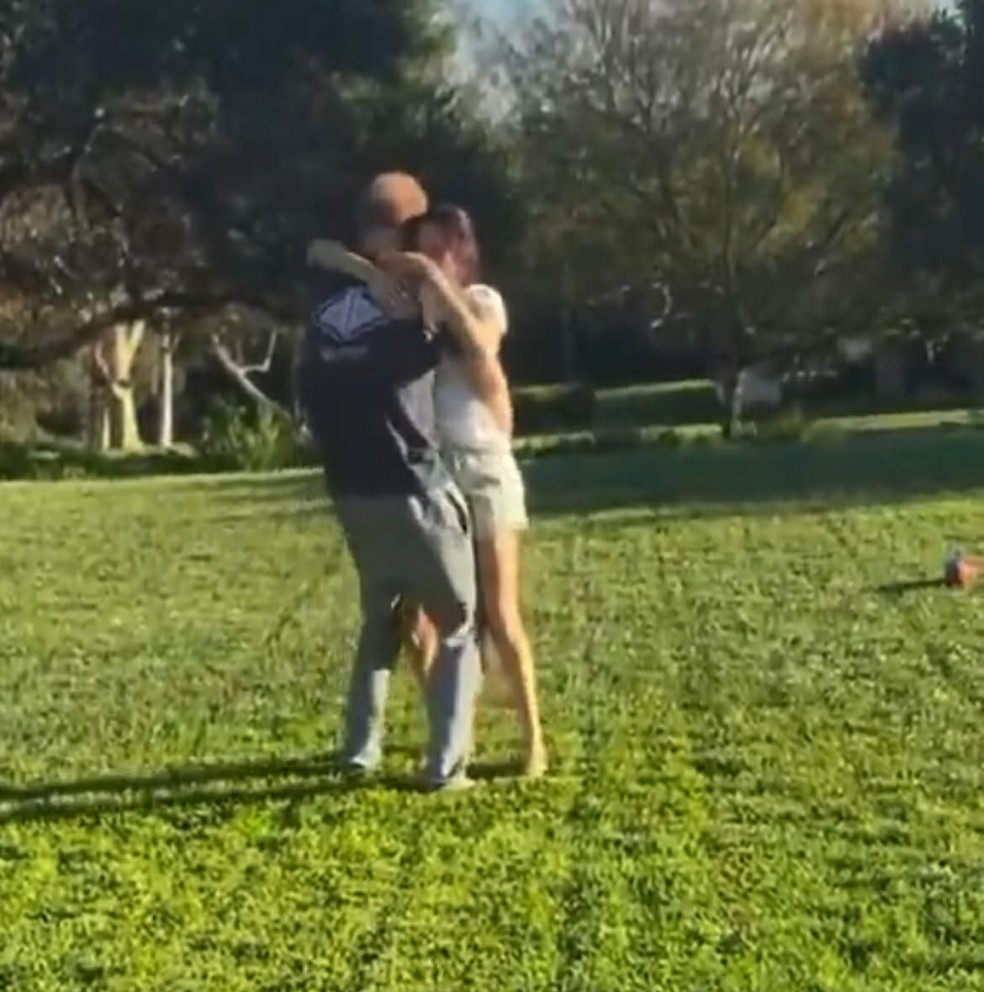 Imagm do vídeo de Meghan Markle e Príncipe Harry dançando, compartilhado pela atriz nas redes sociais — Foto: Instagram