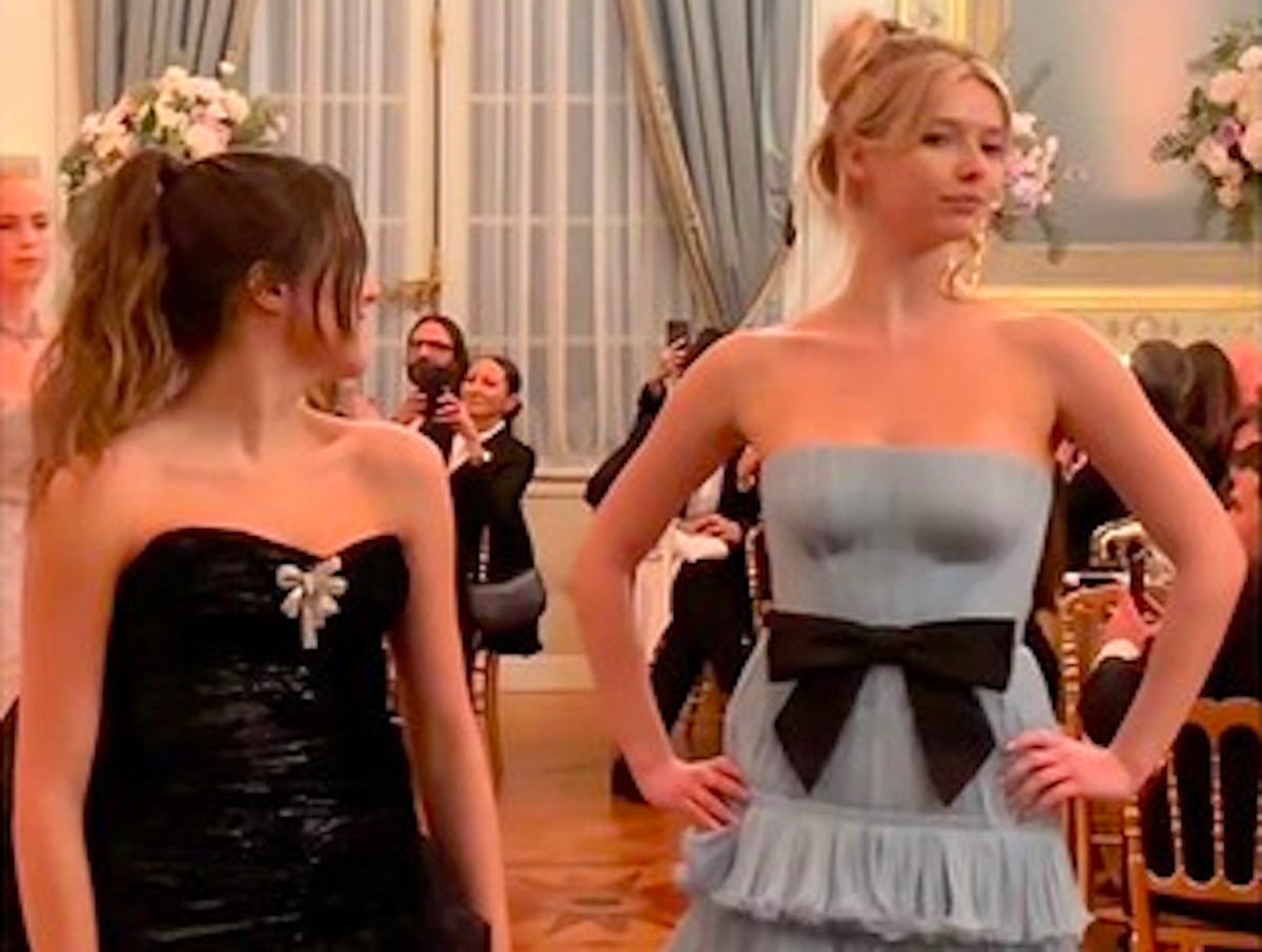 Apple Martin, filha de Gwyneth Paltrow e Chris Martin, responde a críticas após polêmica em baile de debutante