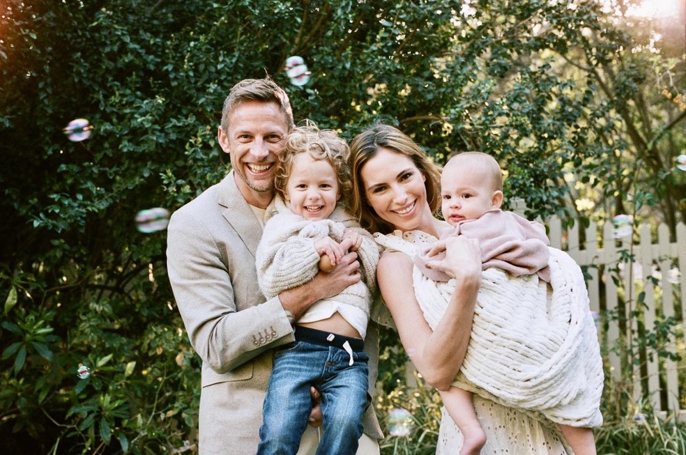 Jenson Button e Brittny Ward com seus filhos — Foto: Instagram