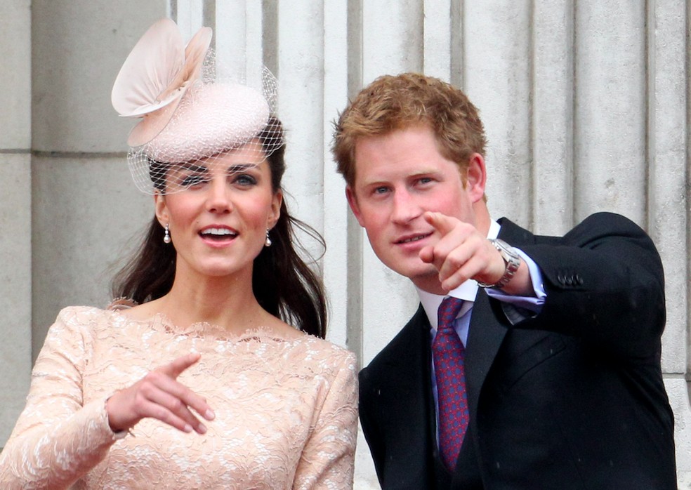 A Duquesa Kate Middleton e o Príncipe Harry em foto de 2012 — Foto: Getty Images