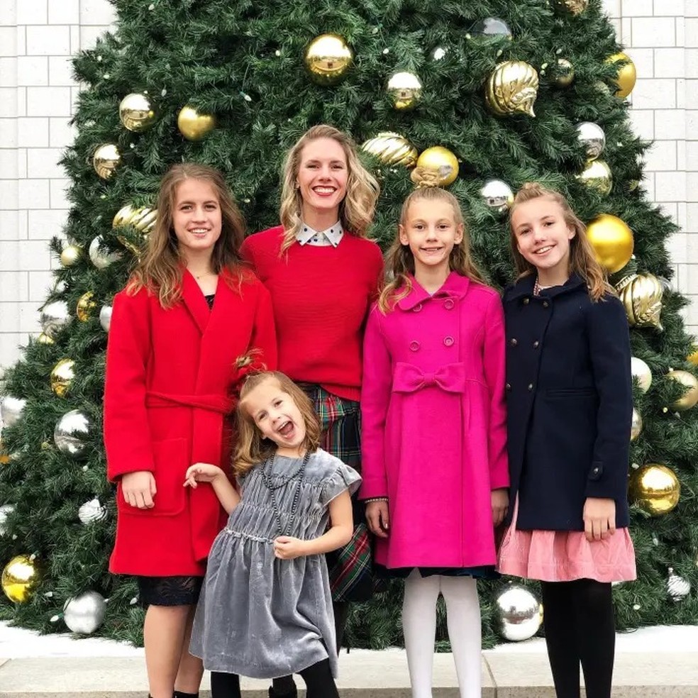 A influencer Ruby Franke com as filhas — Foto: Reprodução/Instagram