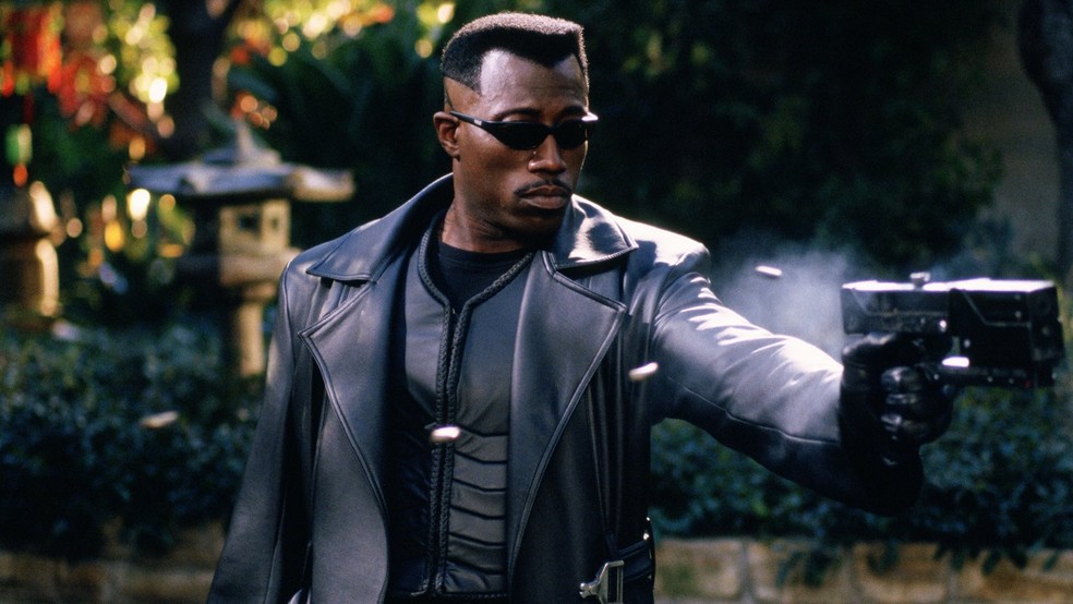 Wesley Snipes como Blade, em 'Blade - O Caçador de Vampiros' — Foto: Reprodução