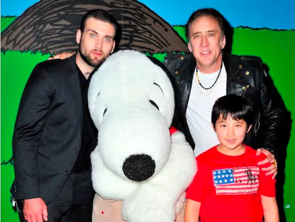Nicolas Cage com os filhos mais velhos, Weston e Kal-El — Foto: Getty Images