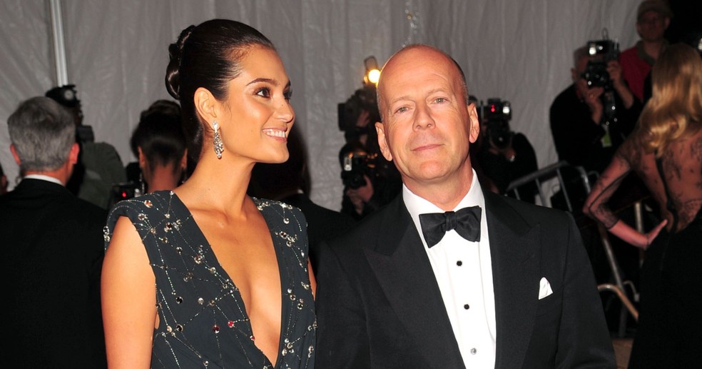 Emma Heming e Bruce Willis no Met Gala 2019 — Foto: Getty