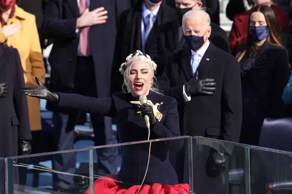 A cantora Lady Gaga em sua apresentação na posse de Joe Biden, em 20 de janeiro de 2021 — Foto: Getty Images