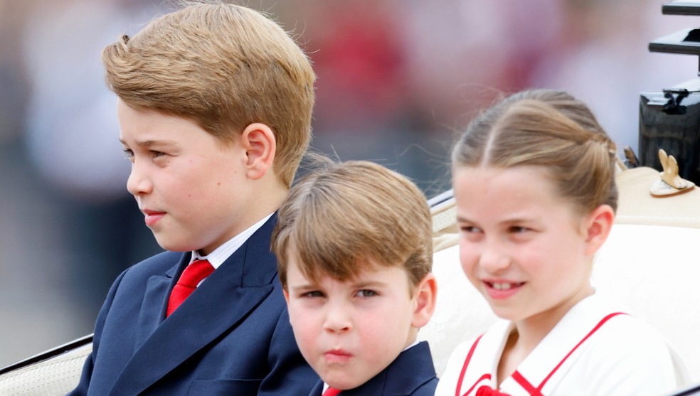 Princesa Charlotte com os irmãos George e Louis em compromisso oficial da Família Real — Foto: Getty Images