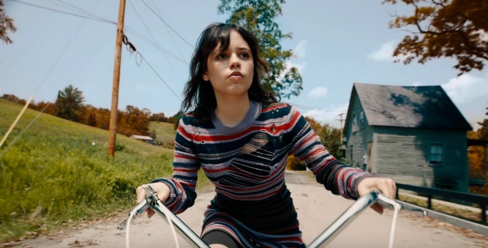 Jenna Ortega em cena de Os Fantasmas Ainda se Divertem: Beetlejuice Beetlejuice — Foto: Reprodução