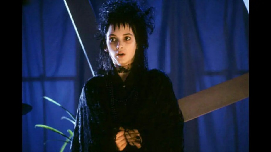 Winona Ryder em 'Os Fantasmas se Divertem' (1988)