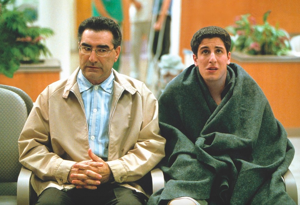 Eugene Levy e Jason Biggs em cena da franquia American Pie — Foto: Reprodução