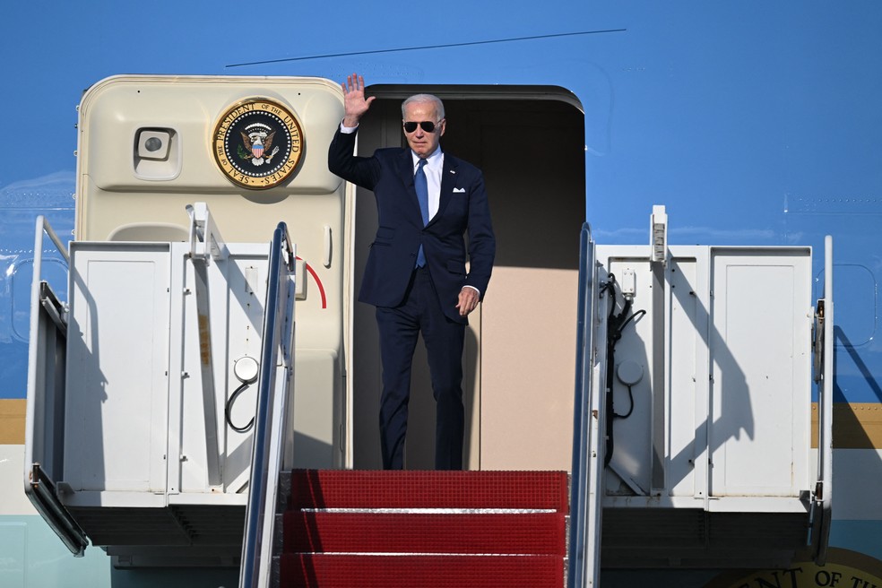Joe Biden no Air Force One — Foto: Getty Images