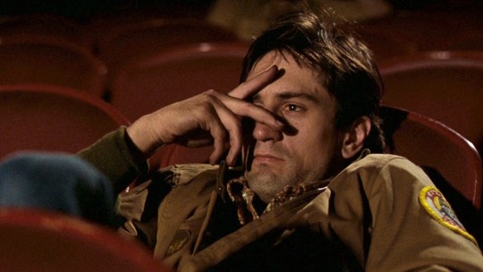 Robert De Niro queria fazer 'Taxi Driver 2' só por dinheiro, revela roteirista: 'A pior ideia de todos os tempos'
