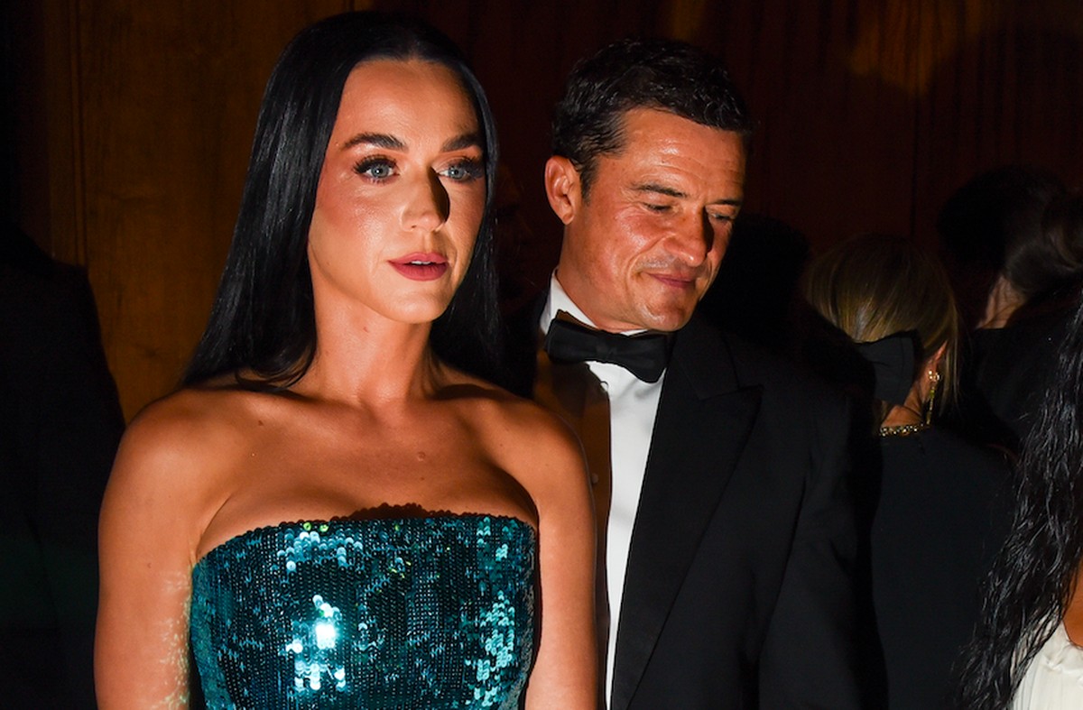 A bandeira dada por Orlando Bloom que indica que relação com Katy Perry ...