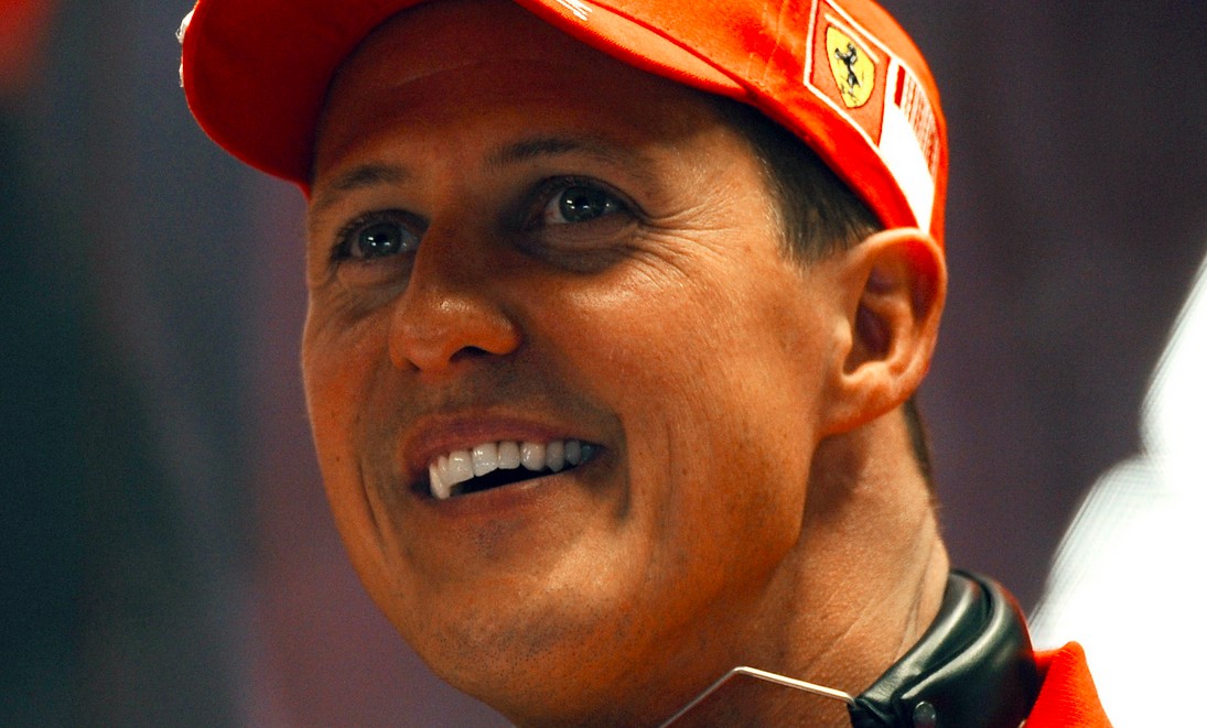 Rotina de cuidados intensivos a Michael Schumacher é exposta em julgamento com enfermeira