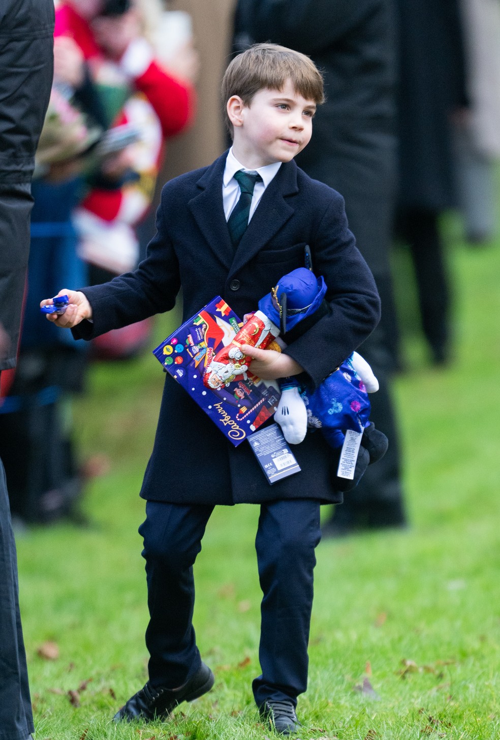 O caçula do Príncipe William com a Princesa Kate Middleton, Príncipe Louis, nas celebrações natalinas da Família Real Britânica — Foto: Getty Images