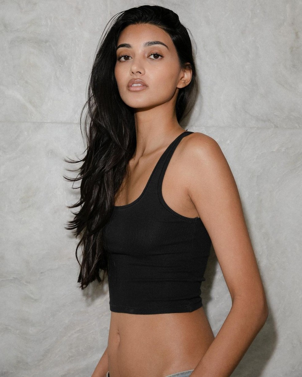 A modelo Neelam Gill — Foto: reprodução/instagram