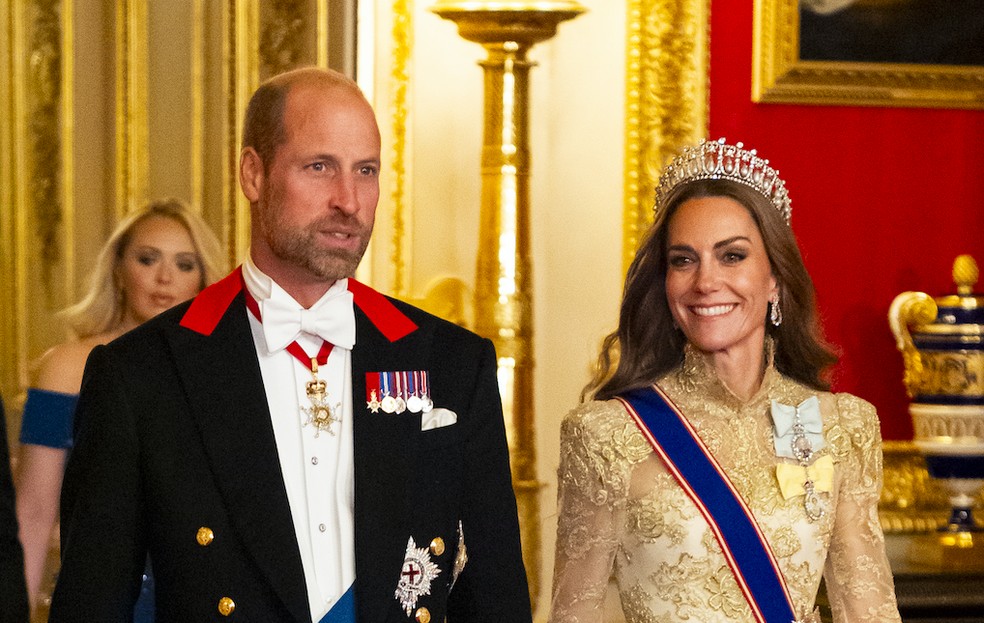O Príncipe William e a Princesa Kate Middleton chegando ao banquete oferecido pela Família Real Britânica ao presidente norte-americano Donald Trump no Palácio de Windsor em 17 de setembro de 2025 — Foto: Getty Images