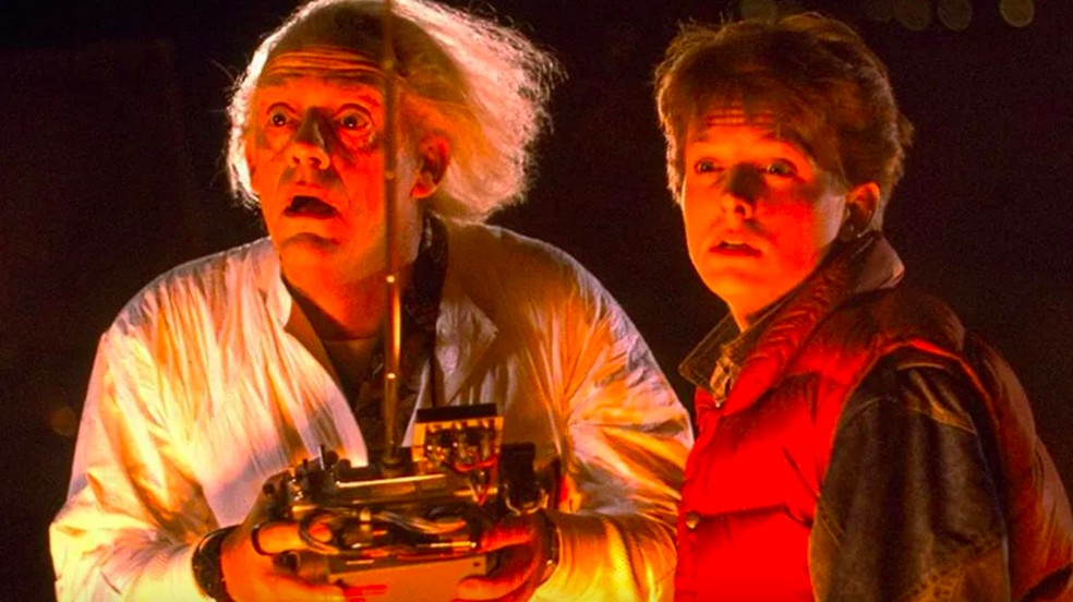Christopher Lloyd e Michael J. Fox em De Volta para o Futuro (1985) — Foto: Reprodução