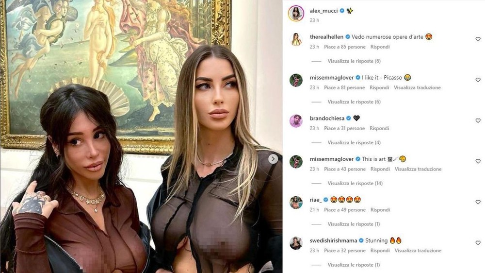 Influencer causa revolta nas redes ao posar de semitopless com amiga na