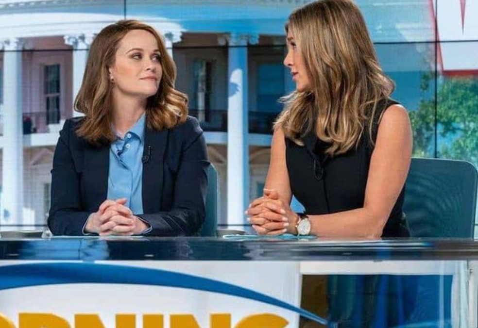 Reese Witherspoon e Jennifer Aniston em 'The Morning Show' — Foto: Reprodução