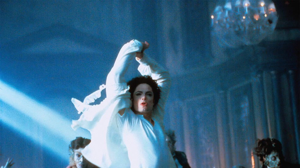 Michael Jackson em seu clipe 'Ghosts', escrito por Stephen King — Foto: Divulgação