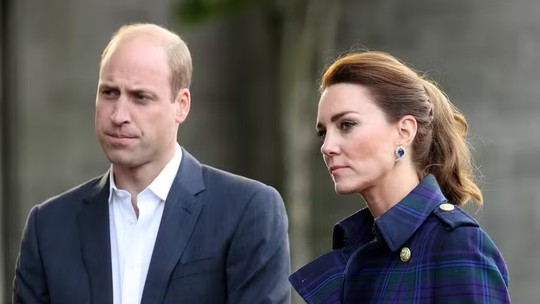 Príncipe William ficou muito irritado com teorias da conspiração sobre Kate Middleton e precisou se controlar
