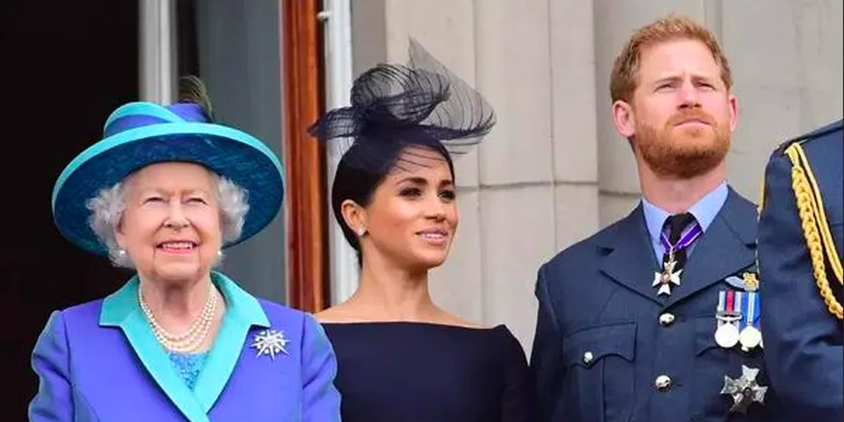 Rainha Elizabeth II recusou pedido de Harry e Meghan para ser fotografada com bisnetos