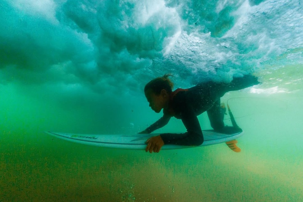 Zion Brocchi, considerado uma jovem promessa do surfe português, morreu aos 12 anos — Foto: Reprodução/Instagram