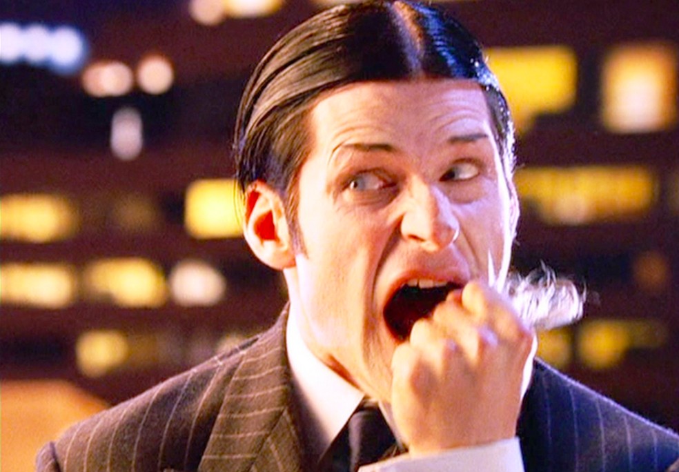Crispin Glover in a scene from the Charlie’s Angels franchise films — Photo: Reproduction