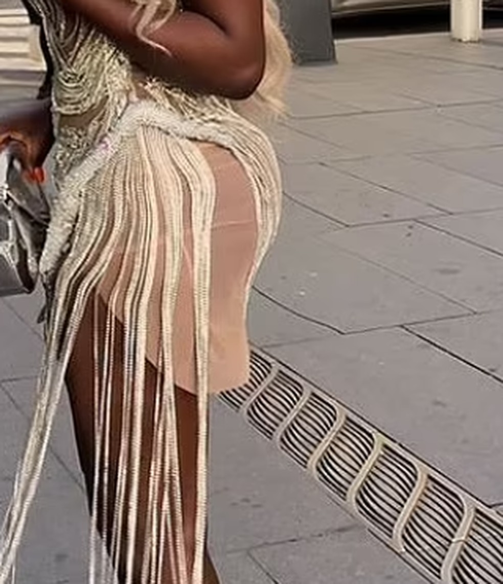 A atriz Suzan Mutesi com sua foto editada — Foto: Reprodução/Instagram