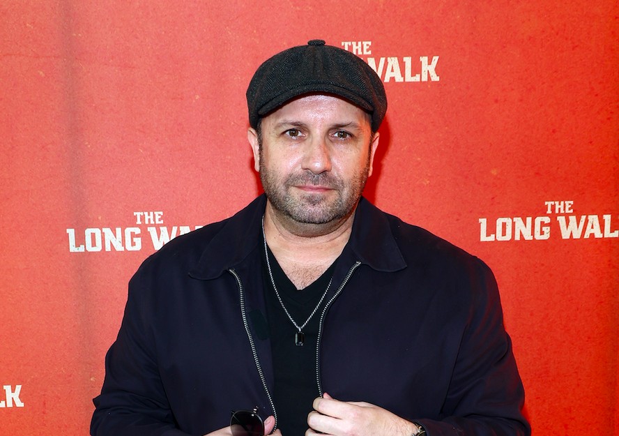 Carro do artista foi atingido por veículo em alta velocidade na contramão; ator também era fotógrafo renomado e participou de produções de sucesso em Hollywood