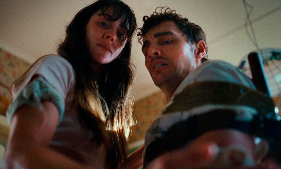 Alison Brie e Dave Franco em Juntos (2025) — Foto: Reprodução