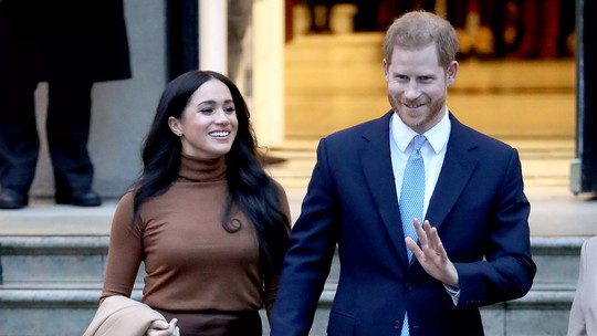 Príncipe Harry já queria abandonar família real antes de se casar com Meghan Markle, revelam experts