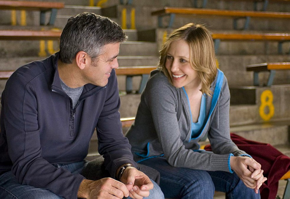 George Clooney e Vera Farmiga em Amor Sem Escalas (2009) — Foto: Reprodução