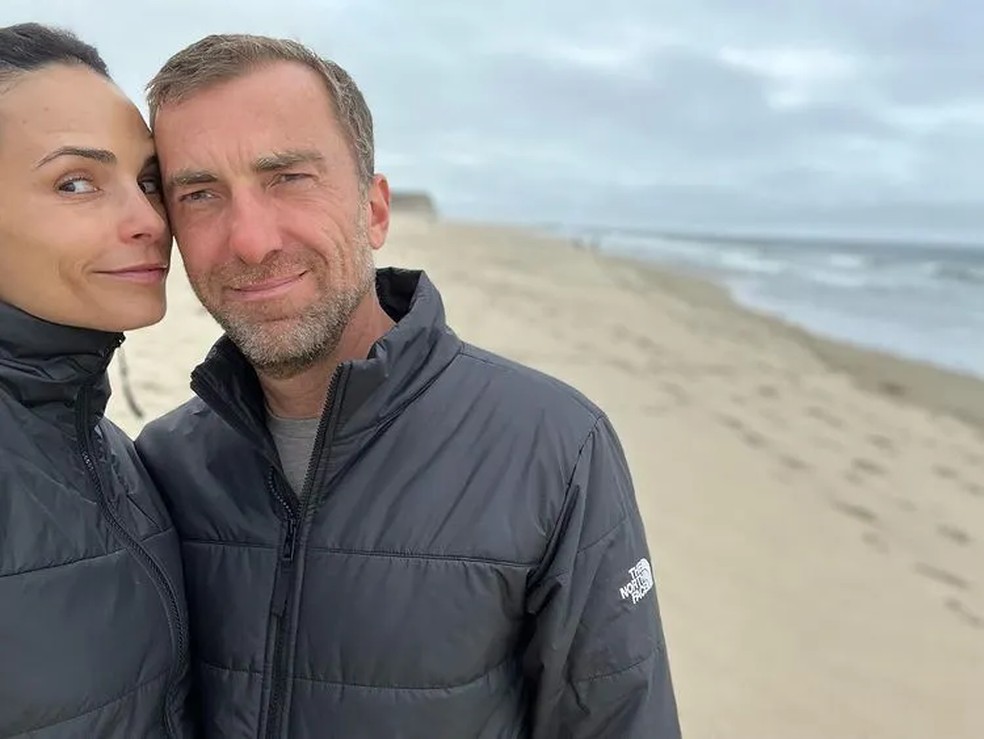 Jordana Brewster e seu marido Mason Morfit — Foto: Instagram