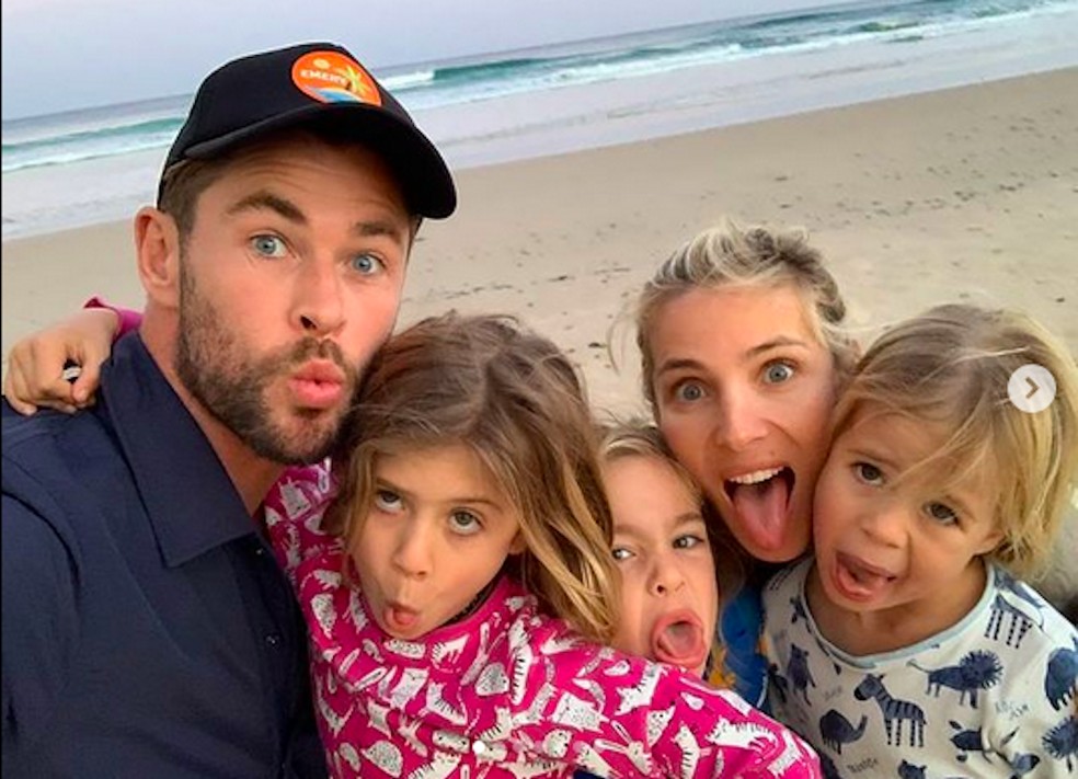 Chris Hemsworth e Elsa Pataky com os filhos — Foto: Instagram