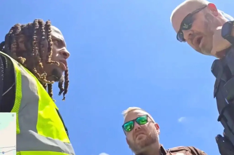 Influencer em caminhada de 4.800 km pelos EUA transmite o próprio ...