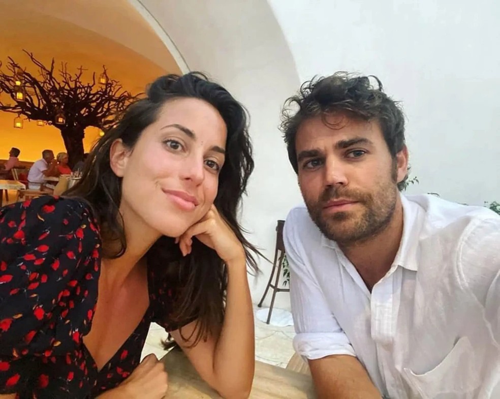 Ines de Ramon e o ex-marido, o ator Paul Wesley — Foto: Instagram