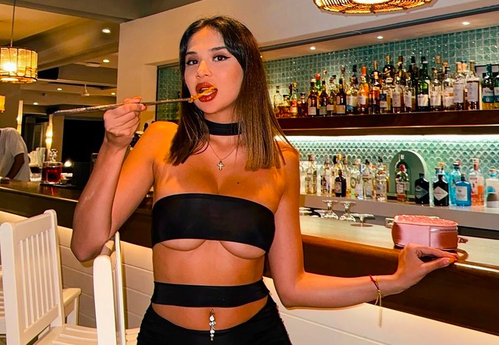Uma das influencers turcas indicadas por publicação de 'conteúdo obsceno' — Foto: Instagram