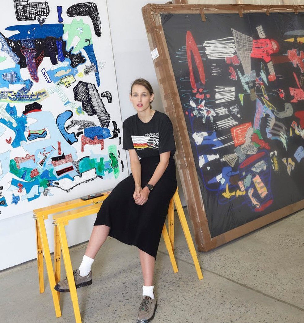 A ex-atriz e artista plástica Leelee Kimmel antes conhecida como Leelee Sobieski — Foto: reprodução/Instagram